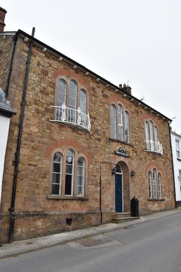 Villa The Old Police Station Hatherleigh Exterior foto